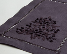 Load image into Gallery viewer, Jardin Estate Hand-Embroidered French Knot Italian Linen Napkins
